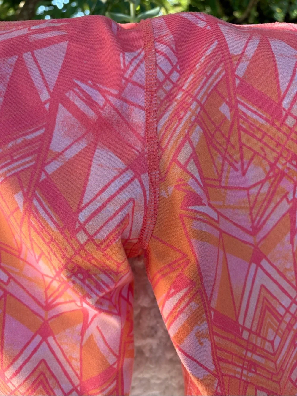 ALO Yoga Pink & Coral Geometric Active Skirt